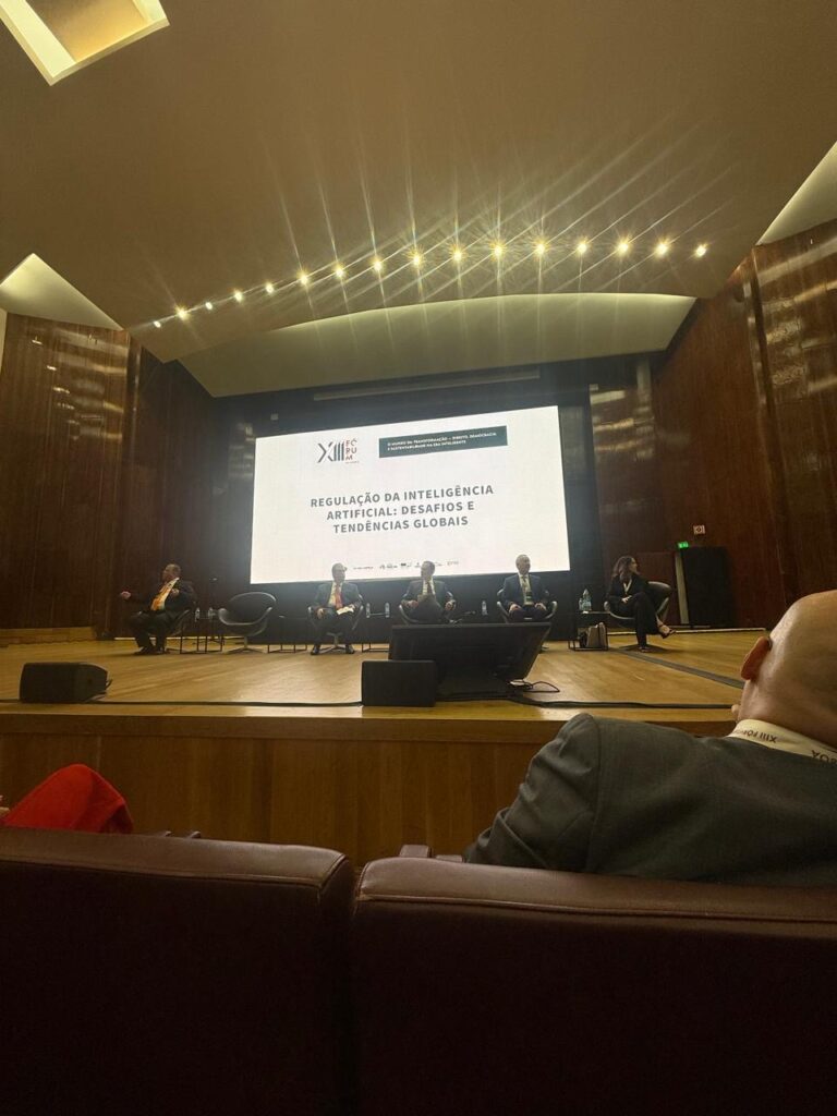 Participação No Xiii Fórum De Lisboa: Direito, Democracia E Os Desafios Da Era Inteligente 1 e960b70e e03a 4476 bf92 26d16f60c82a