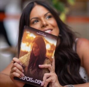 Mariah Morais se junta a J.K. Rowling e Colleen Hoover em ranking global de vendas