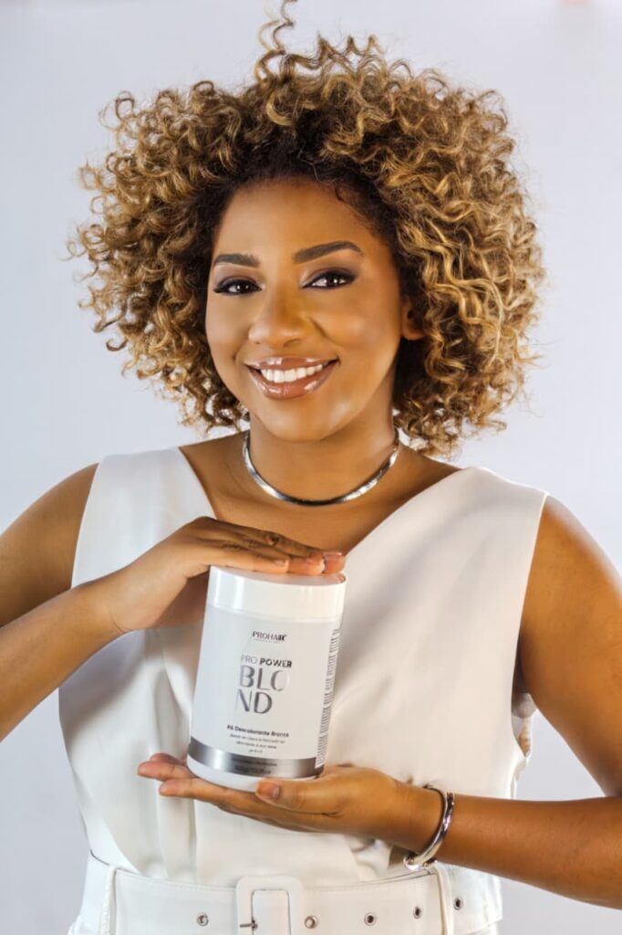 Prohair Lança “Pro Power Blond” Em Campanha Cinematográfica Liderada Por Arthur Tavares 4 PHOTO 2025 12 12 19 11 34 5