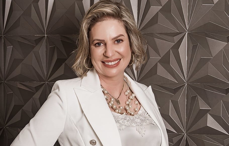 Dra. Cris Thies Se Torna Referência No Rio Grande Do Sul Em Tratamento De Rugas E Flacidez Dos Olhos Com A Bleferoplastia Sem Corte 7147ff61 3056 4a4b 83a6 5cf4e68ff176 1