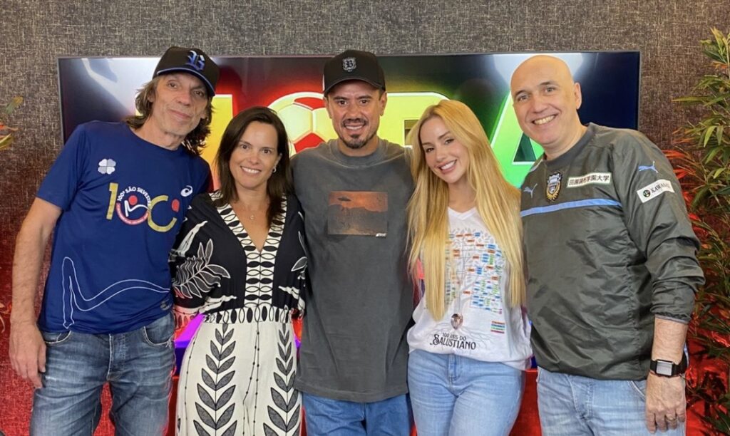 Hora Bolas Entra No Ritmo Do Reggae E Recebe Zeider, Vocalista Da Banda Planta E Raiz IMG 2063