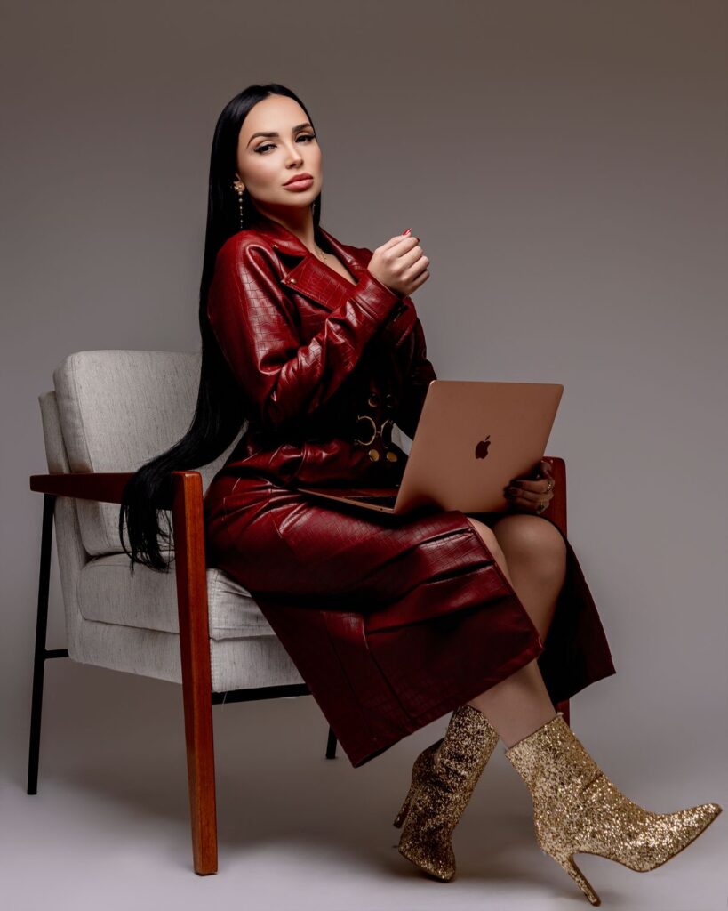 8ab90ba0 32de 4390 99ae 81e92da91b29