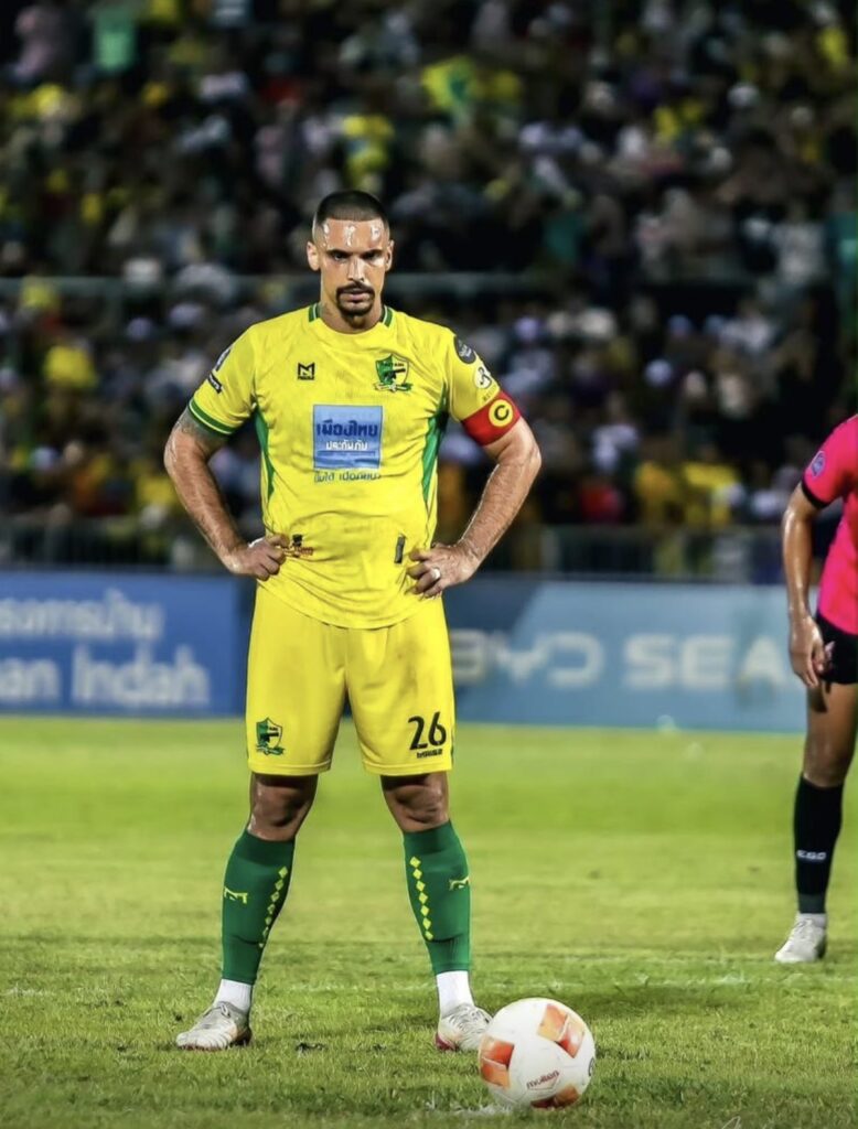Marlon Celebra Acesso Histórico Com O Pattani Fc E Projeta Novos Desafios Na Thai League 1 IMG 7954